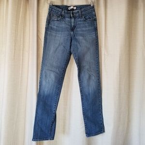 Levi's Mid Rise Skinny Jeans